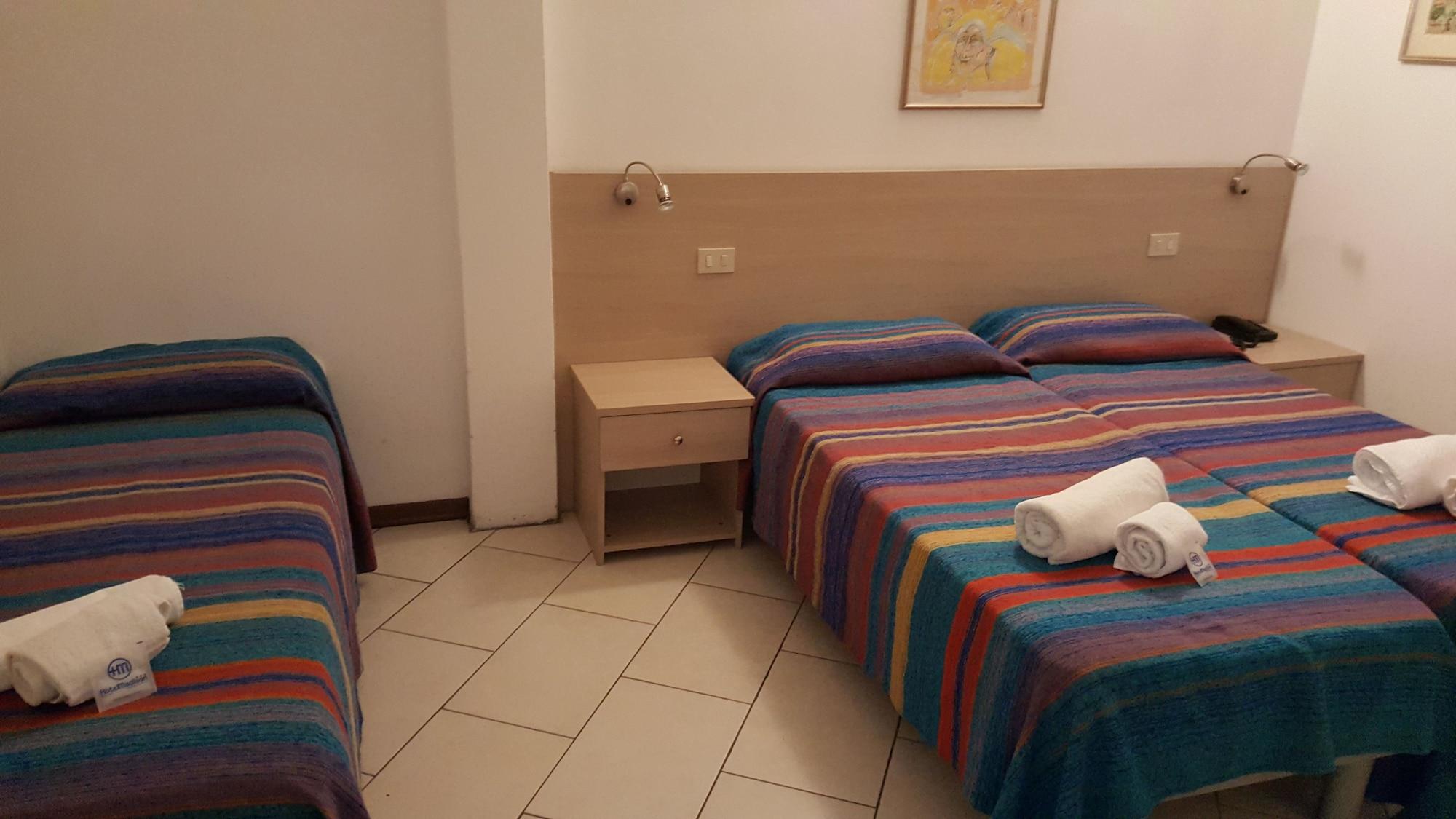 Hotel Madison Lido di Jesolo Buitenkant foto